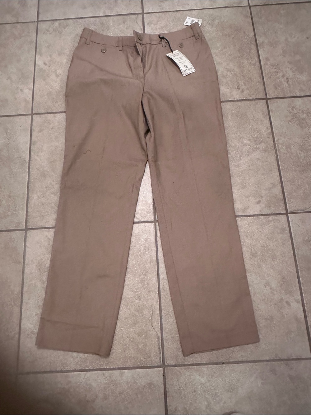 Versona Women’s Straight-Leg Chinos in Taupe